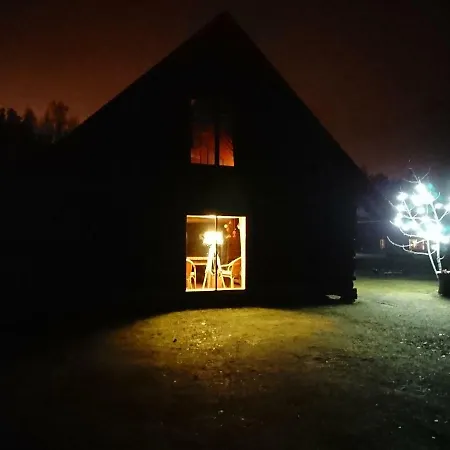 Marknatalu Puhkemajad بارنو