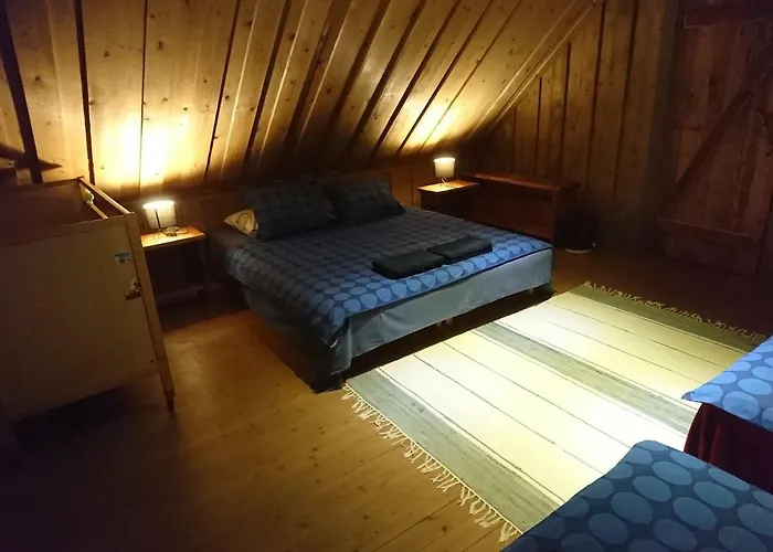 شاليه Marknatalu Puhkemajad بارنو