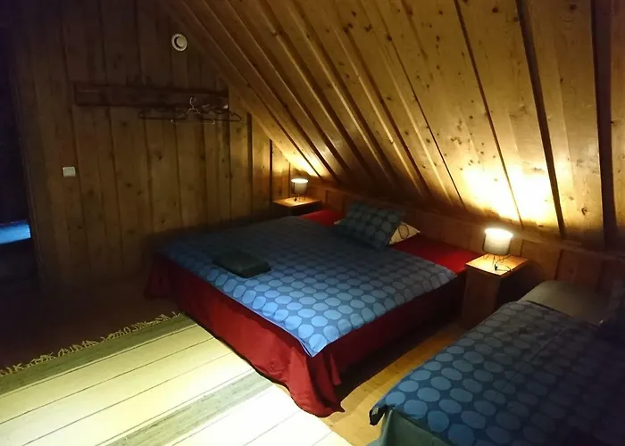 شاليه Marknatalu Puhkemajad