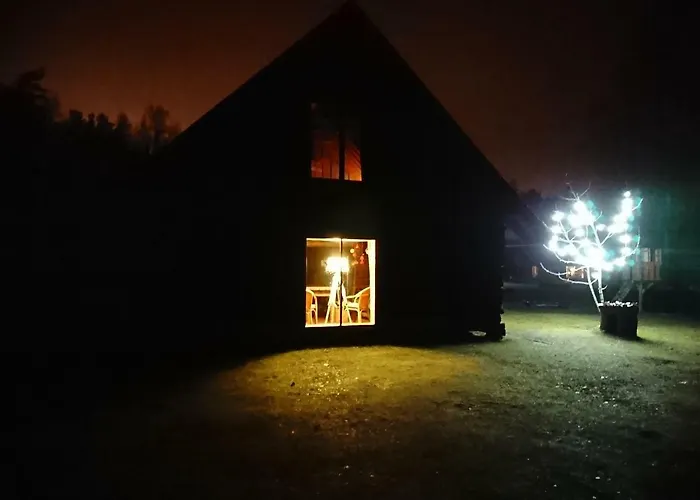 Marknatalu Puhkemajad بارنو